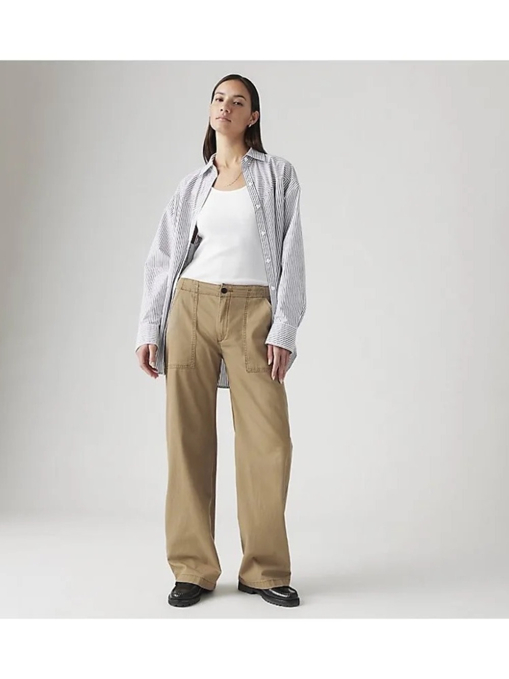 Levi’s Women’s Surplus High Rise Straight Leg Pants Khaki Tan W31 L27